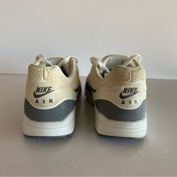 Nike Air Max 1 Ultra Moire Sneaker White & Grey Size 7.5 - Picture 5 of 9